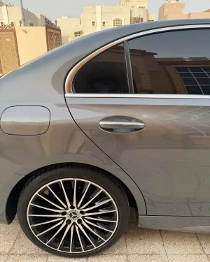 2023 Mercedes-Benz C-Class C200