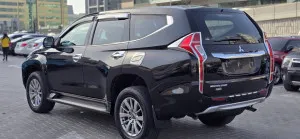 2016 ميتسوبيشي مونتيرو Limited