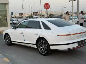 2023 هيونداي تراجيت Beta