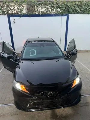 2020 تويوتا كامري LE