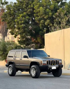 2000 جييب شيروكي Limited