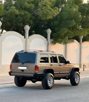 2000 جييب شيروكي Limited