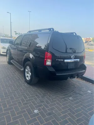 2012 نيسان باثفايندر Platinum