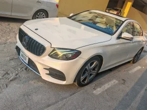 2018 مرسيدس-بنز الفئة - E E300