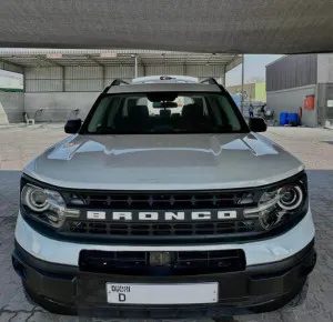 2022 فورد برنكو Base
