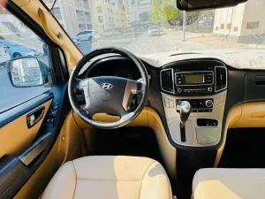 2016 Hyundai H1 Executive