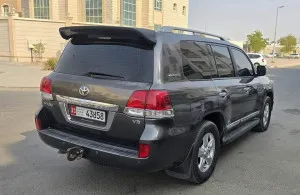 2011 Toyota Land Cruiser VXR