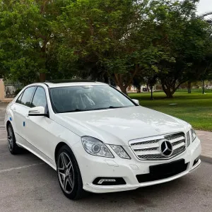 2010 مرسيدس-بنز الفئة - E E 350