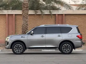 2013 نيسان باترول LE Platinum city