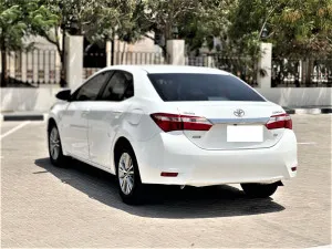 2015 تويوتا كورولا SE Plus