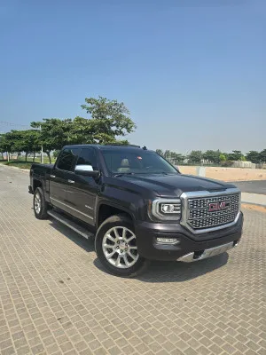 2016 GMC Sierra Denali