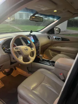 2015 نيسان باثفايندر S