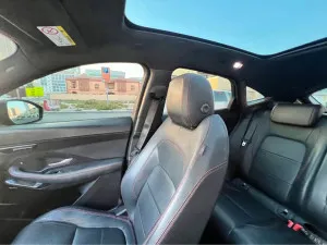 2018 جاكوار اي بيس P250