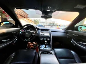 2018 جاكوار اي بيس P250