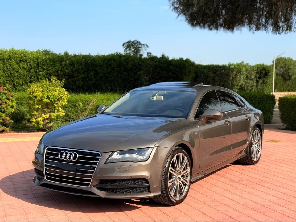 2013 اودي آي ٧ Prestige