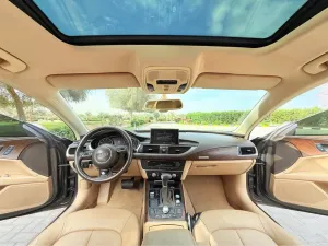 2013 اودي آي ٧ Prestige