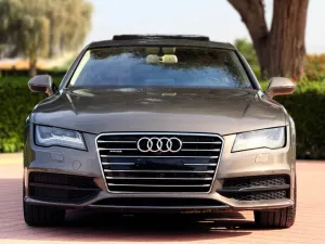 2013 اودي آي ٧ Prestige
