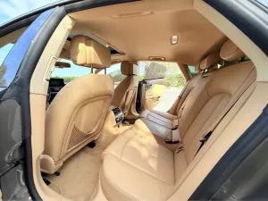 2013 اودي آي ٧ Prestige