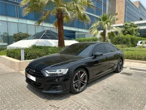 2020 Audi S8 Standard