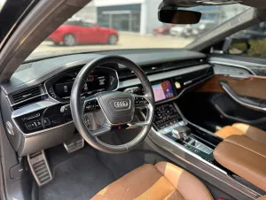 2020 Audi S8 Standard