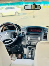 2014 ميتسوبيشي باجيرو GLS