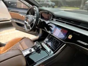2020 Audi S8 Standard