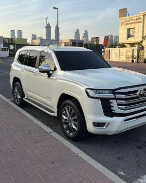 2023 تويوتا لاند كروزر VXR