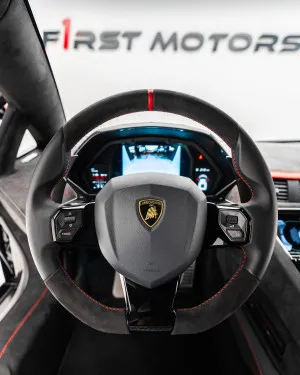 2022 لامبورجيني أفندايتر LP780-4 Ultimae