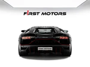 2022 لامبورجيني أفندايتر LP780-4 Ultimae