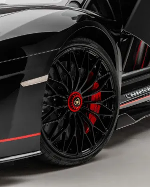 2022 لامبورجيني أفندايتر LP780-4 Ultimae