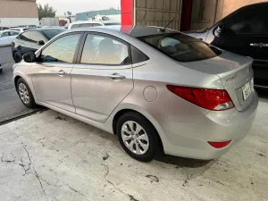 2016 هيونداي أكسنت SE
