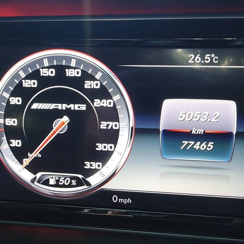 2016 مرسيدس-بنز الفئة - S S63 AMG