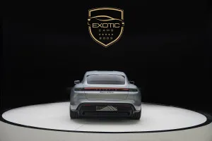 2021 بورش تايكون Turbo S