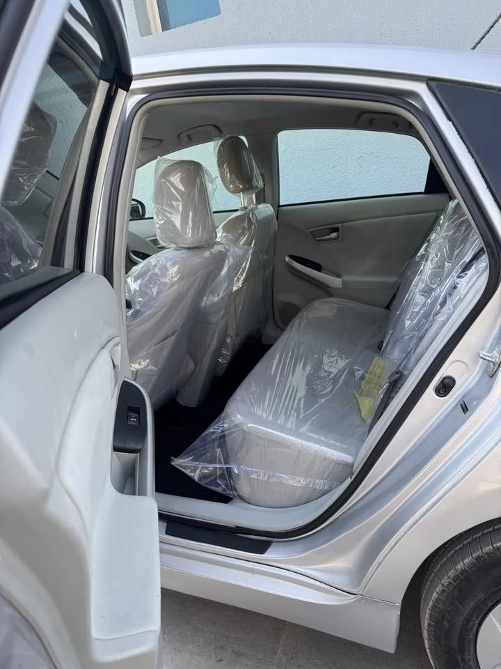 2012 Toyota Prius LE