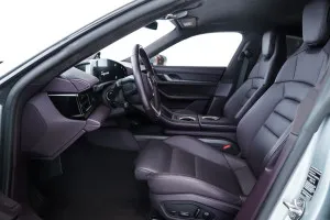 2021 بورش تايكون Turbo S