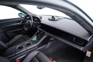 2021 بورش تايكون Turbo S