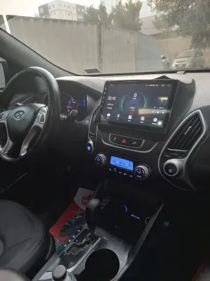 2011 Hyundai Tucson SE