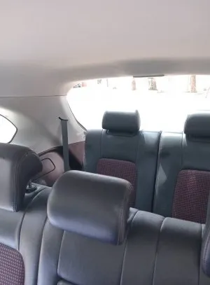 2012 شيفروليه كابتيفا LS 7-seater