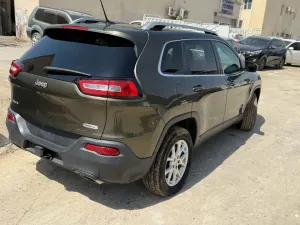 2015 جييب شيروكي Limited