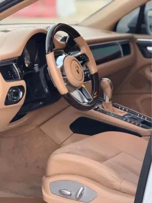 2015 بورش ماكان S
