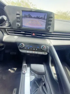 2021 هيونداي النترا SE