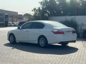 2013 هوندا أكورد EX