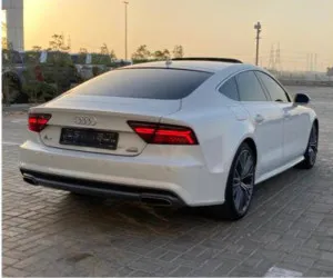 2016 اودي آي ٧ Prestige