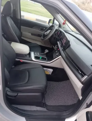 2022 Kia Carnival SX