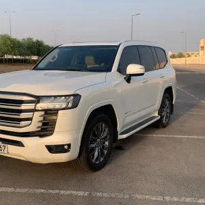 2024 Toyota Land Cruiser GXR