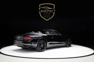 2020 بنتلي كونتيننتال GT W12