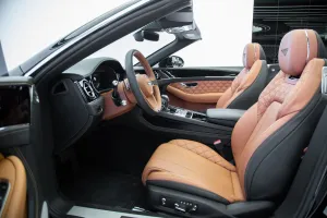 2020 بنتلي كونتيننتال GT W12