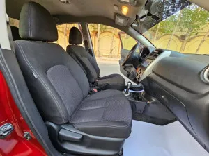2018 Nissan Versa SR