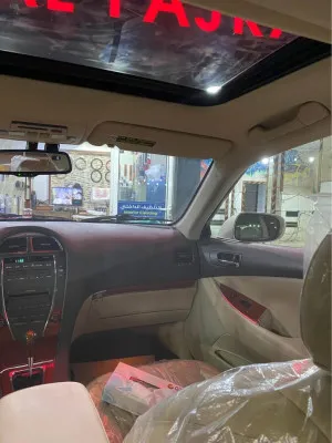 2011 لكزس ES - اي اس ES300h