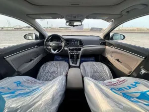 2019 هيونداي النترا SE